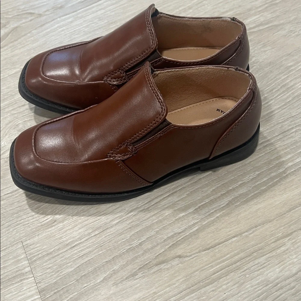 Boys dress shoes